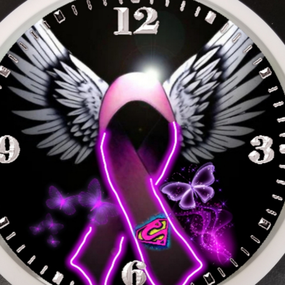 Fighting Angel clock - Picture 2 of 4